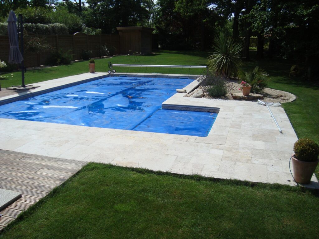 Sitename Enrobee Cholet TRAVERTIN PISCINE